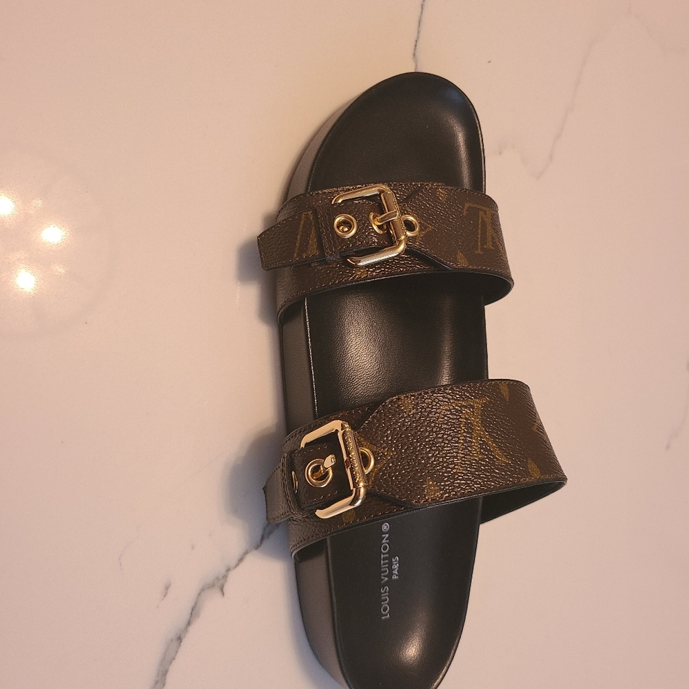 Louis Vuitton Bom Dia slides